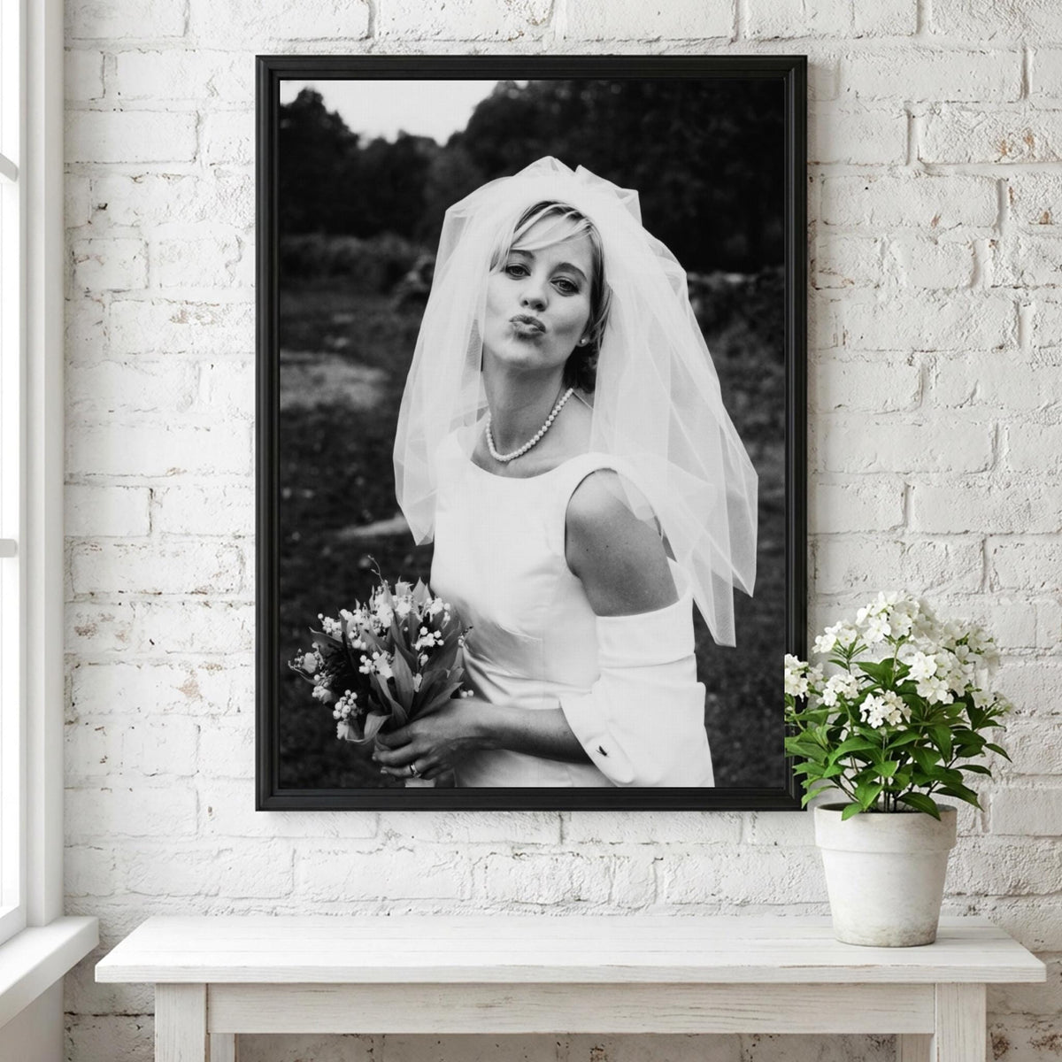 Bridal Kiss Black & White Poster | Minimalist Romantic Wall Art | Modern Love Decor | Elegant Couple Print | Wedding Art