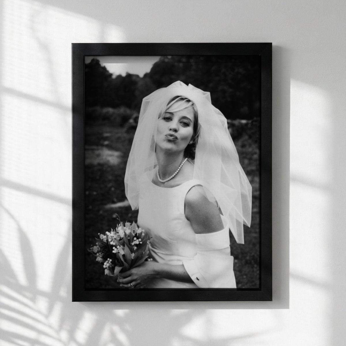 Bridal Kiss Black & White Poster | Minimalist Romantic Wall Art | Modern Love Decor | Elegant Couple Print | Wedding Art