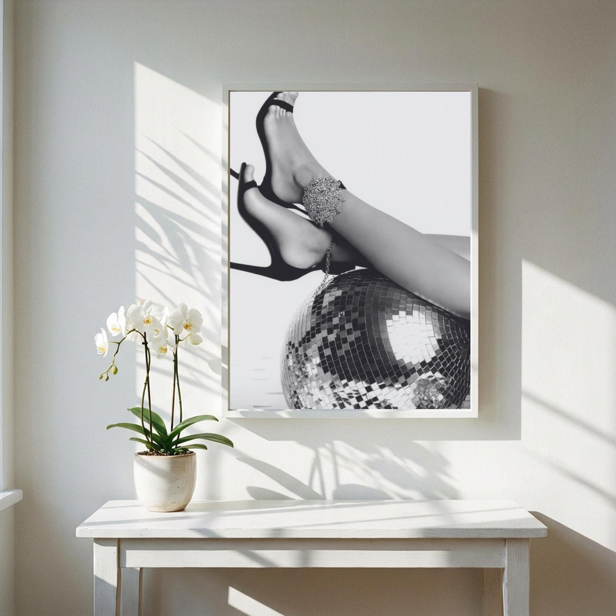 Disco Legs Black & White Poster | Minimalist Retro Wall Art | Modern Dance Decor | Funky Pop Art Print